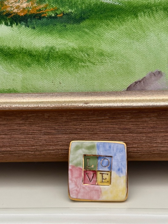 Jewelry - Ceramic 'LOVE' Square Brooch - Pastel Multicolor
